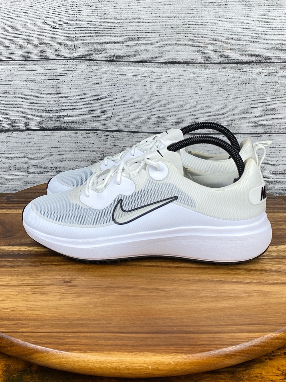 Nike White and Black Women's Athletic Sneakers